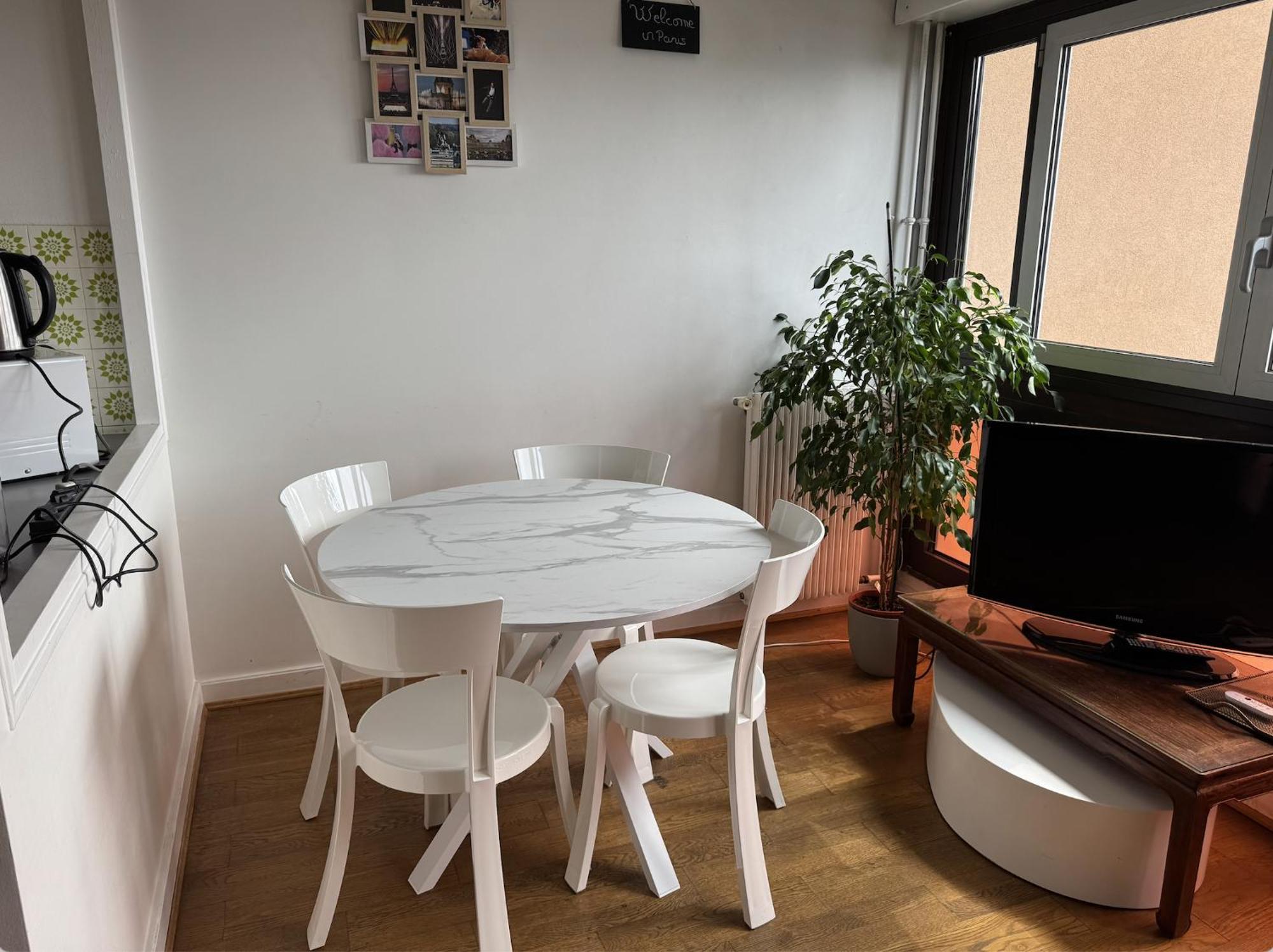 Lumineux 46m2 20e Apartment *
